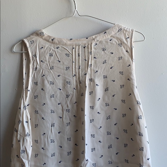 Old Navy Tank - Picture 3 of 3